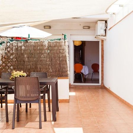 Patio Budget Apartment 12 カロンジェ エクステリア 写真